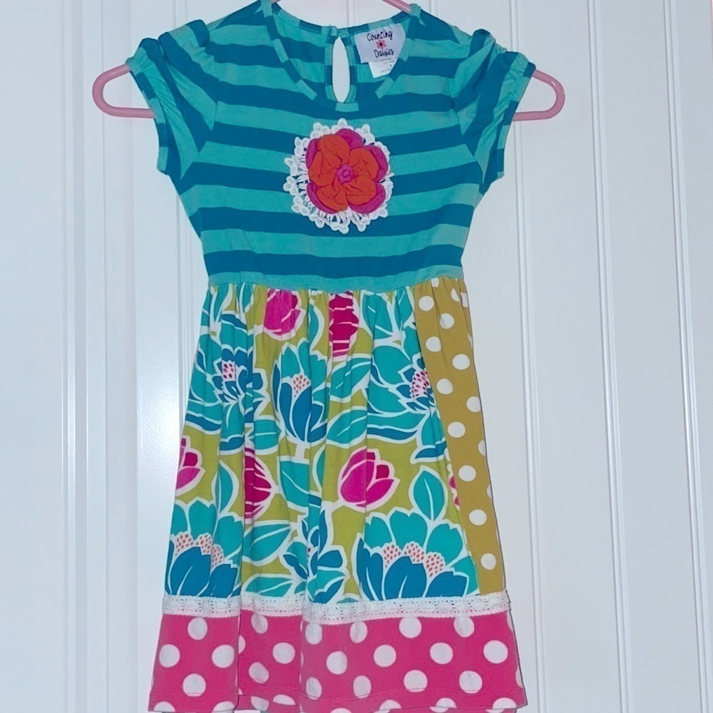 - Counting Daisies Floral Dress
